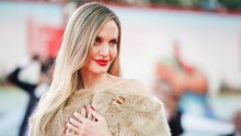 Angelina Jolie je s nekim frizurama bila neprepoznatljiva, no jednoj se uvijek vraćala