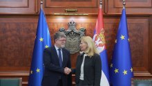 Picula u Beogradu: Nisu potkrijepljenje optužbe protiv EU da je uključena u organizaciju prosvjeda