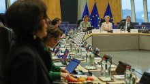 Pod pritiskom, EU ograničava 'zelene propise'