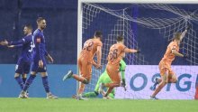 Osijek izbacio Dinamo iz Kupa na potopljenom Maksimiru. Pogledajte gol i promašaje Dinama