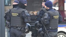 Maksimir pod 'opsadom' interventne policije, helikopteri i dronovi iznad stadiona...