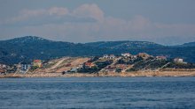 Ova općina lani je na kobasice potrošila 36.000 eura, a sad je u središtu javnosti zbog devastacije plaže