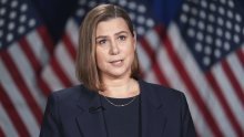 Bivša analitičarka CIA-e: 'Nakon spektakla u Ovalnom uredu, Reagan se sigurno prevrće u grobu'