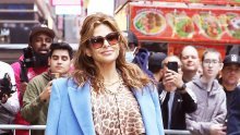 Izgleda bolje no ikada: Eva Mendes za 51. rođendan objavila seksi fotografije