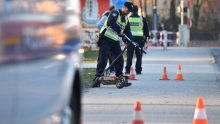 Kombijem pijan naletio na maloljetnika koji je vozio romobil