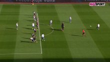 Pogledajte trenutak kad su igrači Hajduka tražili penal; oglasio se i VAR
