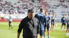 Hajduk je prvi, ali ne blista; o tome najbolje govore ovi zvižduci