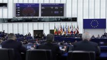 Eurozastupnici pozvali članice: EU mora zadržati svoju ulogu najvećeg donatora Kijevu