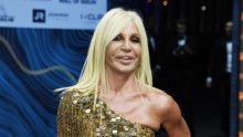Donatella Versace je žrtveni jarac: Ne smije više koristiti prezime, a ni dizajnirati
