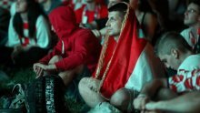 Što Hrvatima znači jedan nogometni poraz?