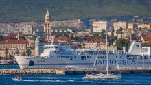 Nova muka za Jadroliniju: Stanovnici Lastova opet odsječeni od svijeta