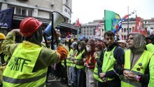 Tihi heroji beogradskih prosvjeda: Kako su studentski redari satima držali pod kontrolom tisuće ljudi?