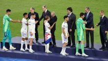 Modrić ostaje u Realu samo ako se to dogodi: 'Osobno će ići kod Pereza po novi ugovor za Luku'