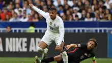 Kylian Mbappe progovorio o sukobu s izbornikom pa jednom izjavom sve zabrinuo