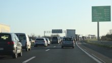 Pripazite na cestama, na nekim mjestima ima poledice: Evo gdje kolone i zastoji