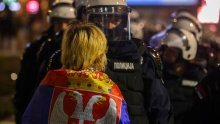 Srbi bi rušili Vučića, ne znaju bi li u EU ili s Rusima, a najviše vjeruju - crkvi i Đokoviću