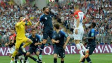 U Moskvi je rastužio Vatrene, a uoči ogleda protiv Hrvatske dobit će cvijeće