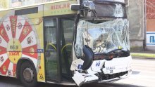 Policija se oglasila o novim detaljima sudara autobusa u Osijeku