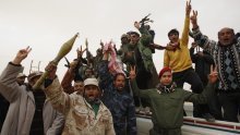 Francuska šalje zrakoplove pomoći Libiji