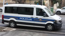 Drogirani taksist bez dozvole švercao migrante kod Lekenika