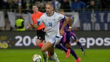 Igrao je za Hrvatsku, a sinoć je oduševio u dresu BiH; navijači skandirali njegovo ime