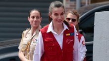 Kraljica Letizia dobro zna: Ovakve hlače najbolja su alternativa trapericama
