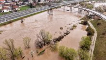 Kritična situacija na sjeveru Bosne, rijeke se izlijevaju iz korita; odgođena nastava