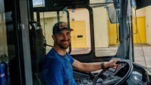 Martin Sinković sjeo za volan ZET-ovog autobusa, pogledajte kako je to izgledalo