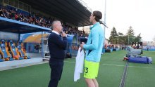 Kaos nakon utakmice: Dinamovca vrijeđali s tribina, on se krenuo raspravljati s njima
