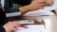 Inspektori češljaju oglase i davanje instrukcija 'na crno', prijete velike kazne