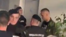 Vučićeva policija napala i srušila kapetana Partizana, legenda Zvezde poludjela: 'Da li ste bre normalni?'