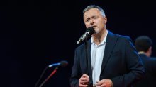 Ovako se Marko Perković Thompson oprostio od pape Franje