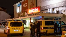 FOTO: Ispred Name u Zagrebu sudarila se dva automobila, jedno vozilo odbilo se u pješaka