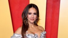 Jessica Alba u crnom bikiniju izgleda fantastično, a novi odmor joj itekako godi