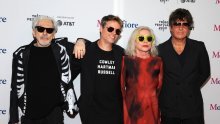 Članovi grupe Blondie oprostili se od svog bubnjara: Preminuo je nakon borbe s rakom