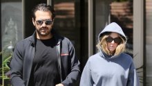 Nakon prekida zaruka i očijukanja s Glenom Powellom, Sydney Sweeney 'uhvaćena' s bivšim