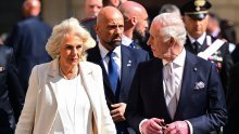 Za proslavu 20. godišnjice braka u Italiji kraljica Camilla odjenula je - vjenčanicu