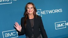 Duge noge u prvom planu: Brooke Shields sve je zasjenila u ovom izdanju