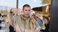 Malo je nedostajalo da se Justin Bieber fizički obračuna s paparazzima