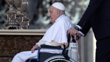 Papa posjetio baziliku sv. Petra