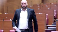 Baksa podržao prosvjed odgojitelja: Stručni kadar bježi ili ne želi ni ući u sustav