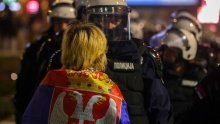 Studenti noćas blokirali RTV Srbije i Vojvodine: Direktor ih optužio za otmicu zaposlenih