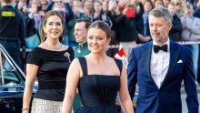 Haljine dostojne Hollywooda: Lijepa kraljica i princeza vrhunski su se uskladile