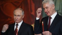 Putin proglasio uskršnje primirje pa otišao u crkvu; patrijarh Kiril: Ne čini zlo drugome