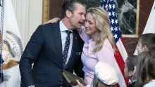Je li ovo kraj za američkog ministra obrane? Slao podatke o napadu na Hutije ženi, bratu i odvjetniku