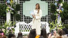 Melania Trump se vratila nakon mjesec dana, a svi pričaju o njezinom baloneru