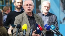 Odgođen prosvjed obrazovnih sindikata zbog smrti pape Franje