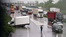 Istraga protiv vozača kamiona koji je skrivio smrt dviju sestara na obilaznici