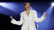 Ni Nina Badrić nije odoljela ovoj hit u kombinaciji sa Zarinim potpisom