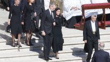 Kraljica Letizia na papinom sprovodu je oduševila elegancijom, ali ovaj detalj je malo tko primijetio